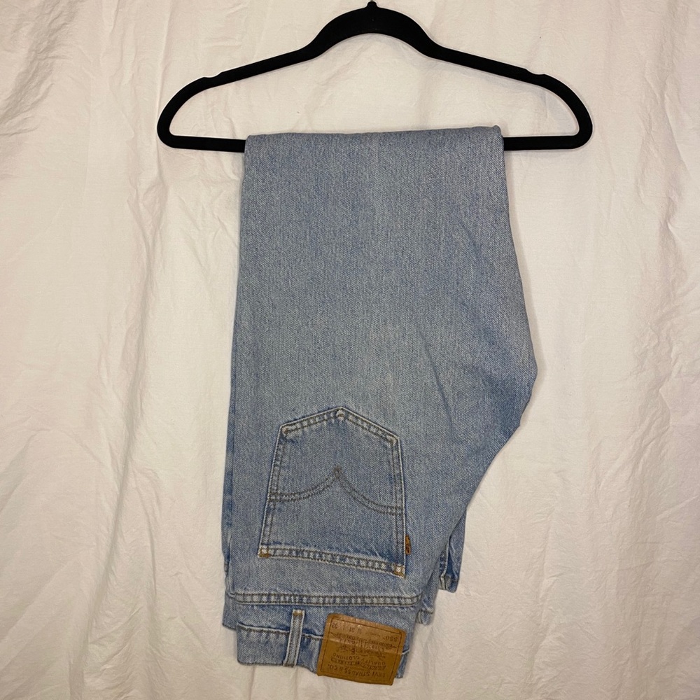 LEVIS Vintage Mom Jeans